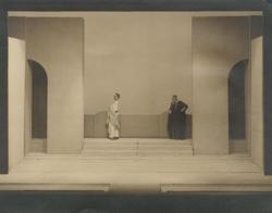 YE1932_03_PH001