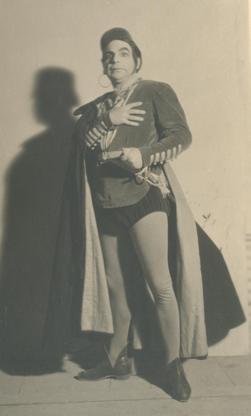 YE1933_07_PH003