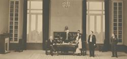 YE1933_12_PH001