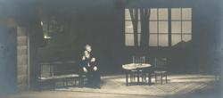 YE1934_02_PH003
