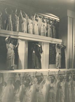 YE1934_06_PH005