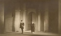 YE1934_10_PH001