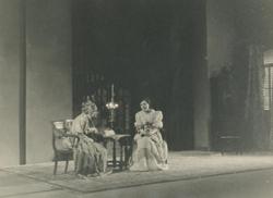 YE1935_02_PH008