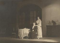 YE1935_03_PH002