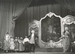 YE1935_04_PH006