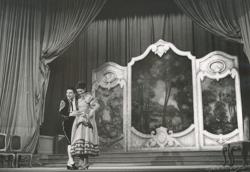 YE1935_04_PH011