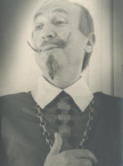 YE1935_07R01_PH008