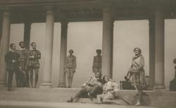 YE1935_07_PH003