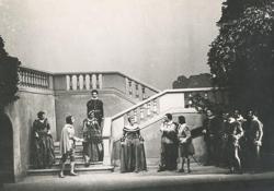 YE1935_07_PH007