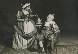 YE1937_01_PH002