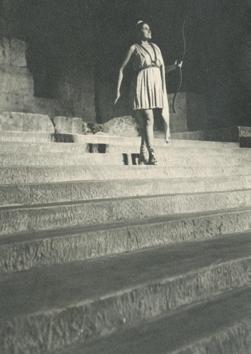 YE1937_07_PH004