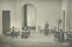 YE1937_09_PH001