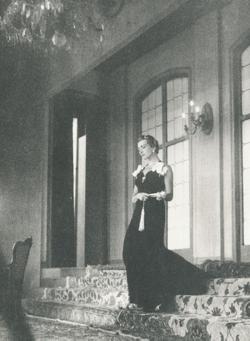 YE1937_09_PH019