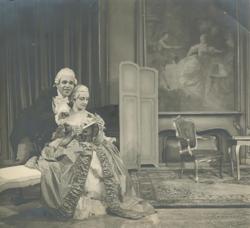 YE1939_01_PH008
