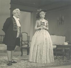 YE1939_01_PH012