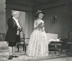 YE1939_01_PH034