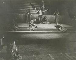 YE1939_03R01_PH003