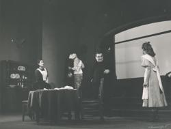 YE1940_01_PH004