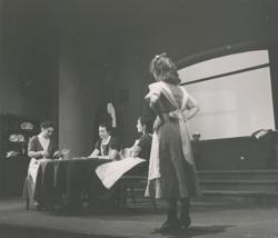 YE1940_01_PH008