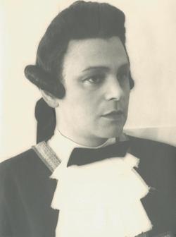 YE1940_02_PH017