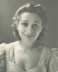 YE1940_02_PH018