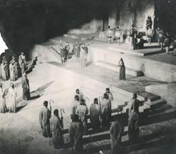YE1940_04_PH004