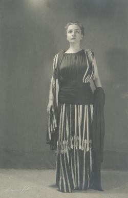 YE1940_04_PH009