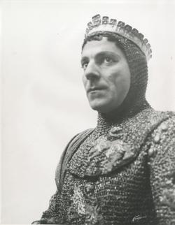 YE1941_01_PH011