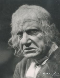 YE1941_03_PH009