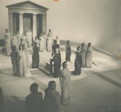 YE1941_04_PH002