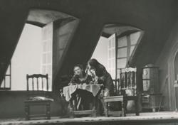 YE1942_04_PH002