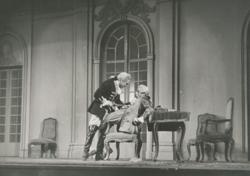 YE1942_04_PH004