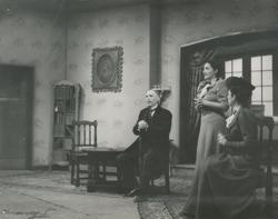 YE1944_01_PH007