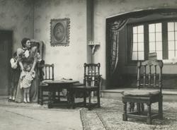 YE1944_01_PH008