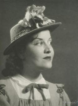 YE1944_06_PH004