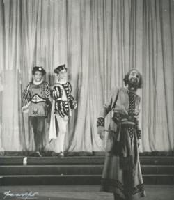 YE1945_03_PH012