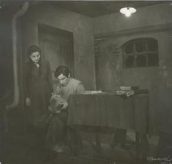 YE1945_08_PH007