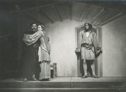 YE1946_01_PH007