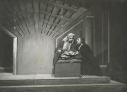 YE1946_01_PH012