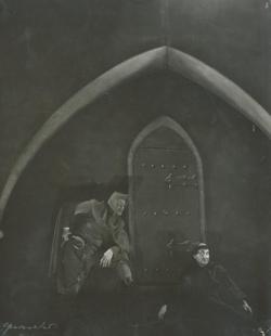 YE1946_02_PH005