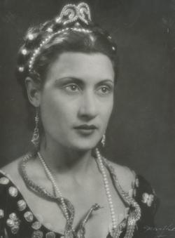YE1946_02_PH009