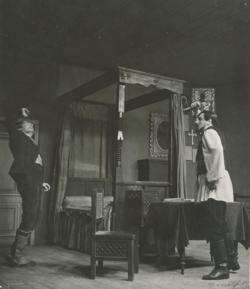 YE1946_03_PH012