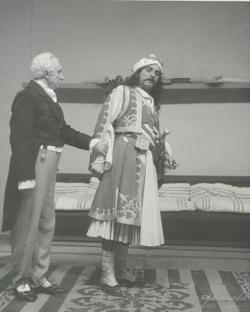 YE1946_04_PH010