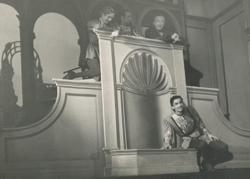 YE1946_05_PH009