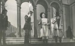 YE1946_05_PH010
