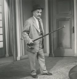 YE1948_08_PH007