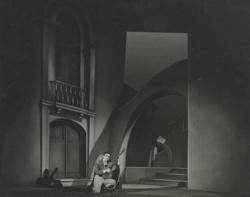 YE1948_10_PH002