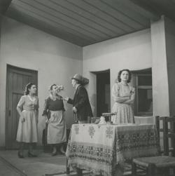YE1949_07_PH004