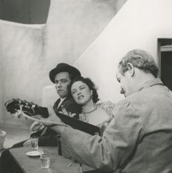 YE1949_07_PH009