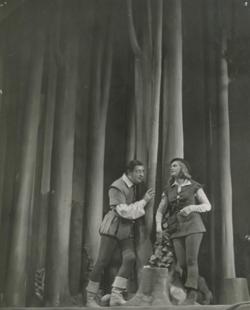 YE1950_05_PH003